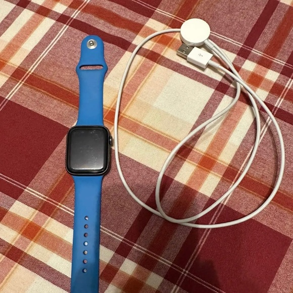 Apple Watch space grey 44MM - Picture 5 of 5